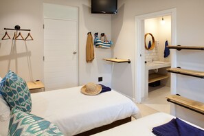 Camera Comfort, 1 camera da letto (Green) | Una cassaforte in camera, Wi-Fi gratuito, lenzuola