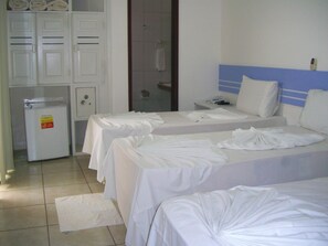 Minibar, in-room safe, blackout curtains, free WiFi - Hotel Ponta de Areia (Porto Seguro)