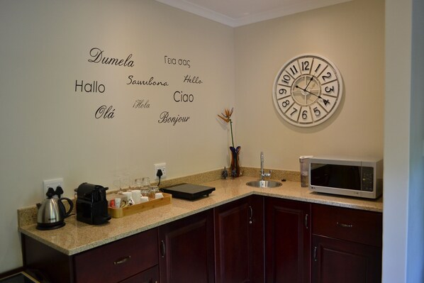 Private kitchenette - Lydall Wild (Sandton)