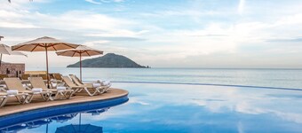 Park Royal Beach Mazatlán