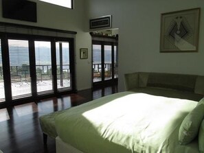 Executive Suite, 1 King Bed, Lake View | View from room