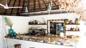 ロビーラウンジ