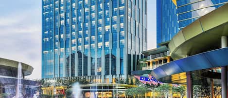 Presidential Suite,1 King Bed, Club Lounge Access | Exterior