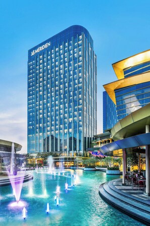 Presidential Suite,1 King Bed, Club Lounge Access | Exterior