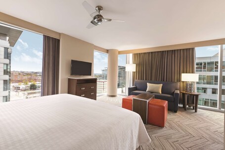 Homewood Suites by Hilton Washington DC Capitol Navy Yard - Image 43