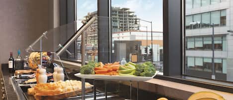 Petit déjeuner buffet compris tous les jours