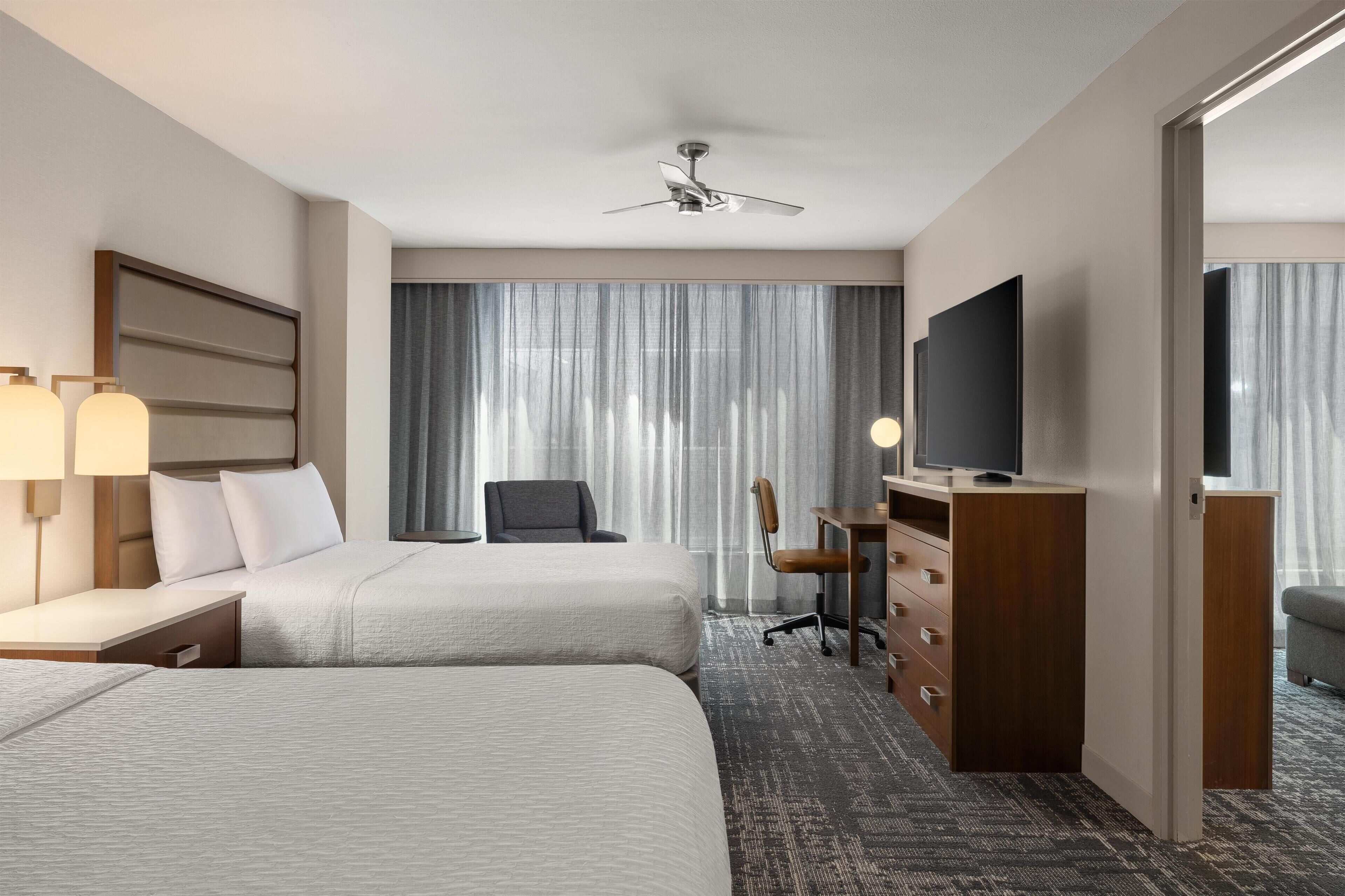 Suite, 2 Queen Beds