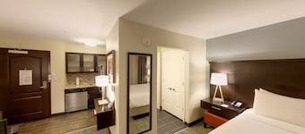 Staybridge Suites Ann Arbor- Univ of Michigan by IHG