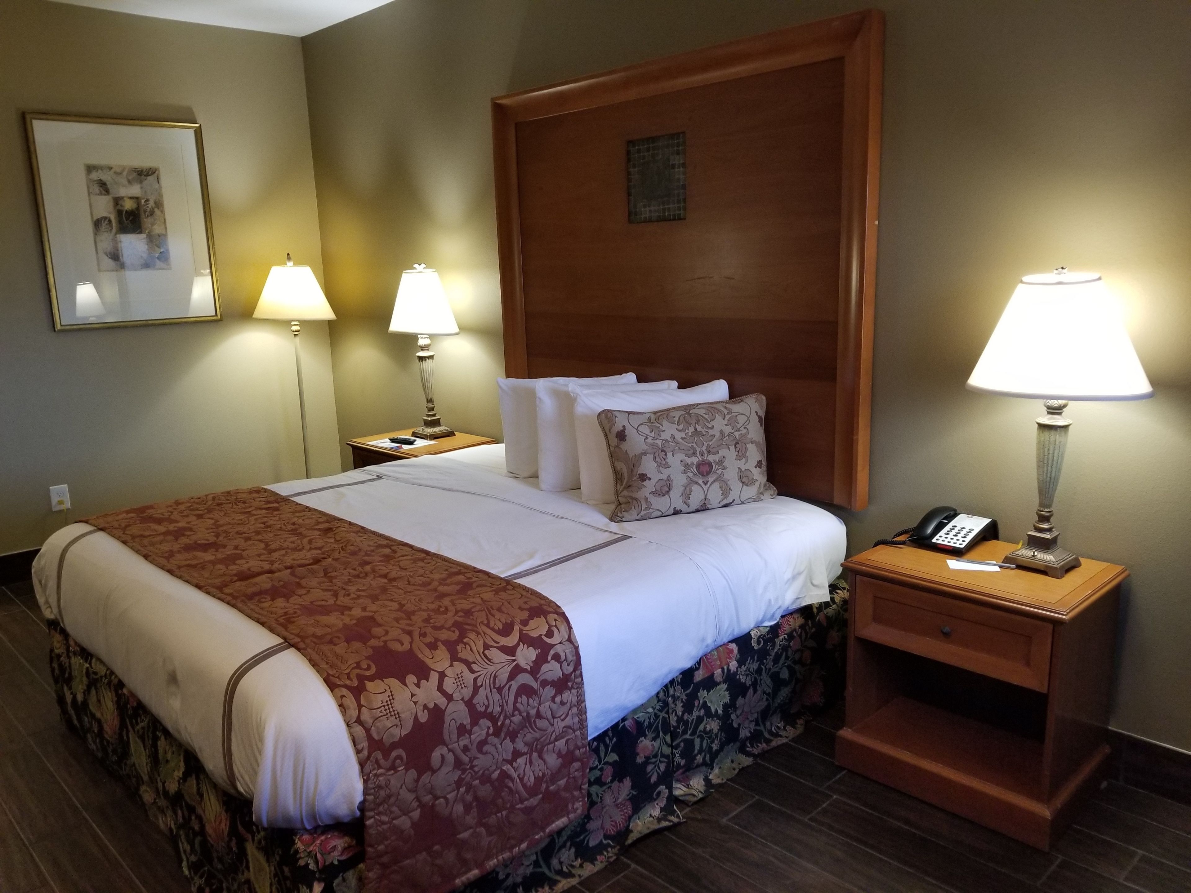 room, 1 king bed, non smoking, refrigerator & microwave | iron/ironing board, free wifi, bed sheets