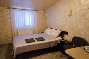 Standard Double Room - Fortuna Hotel (Lviv)