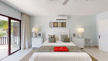 Deluxe-Penthouse, 3 Schlafzimmer, Meerblick | 6 Schlafzimmer, Zimmersafe, Verdunkelungsvorhänge, Bügeleisen/Bügelbrett