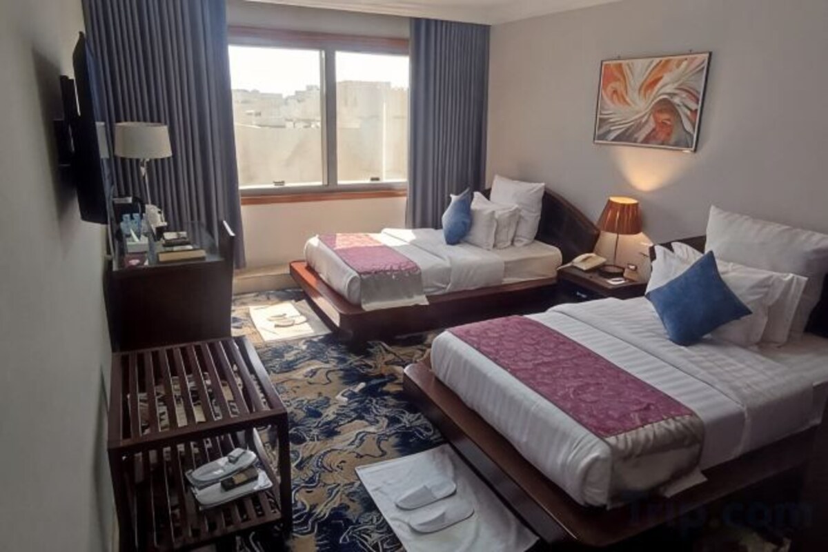 Minibar, in-room safe, soundproofing, WiFi (free)