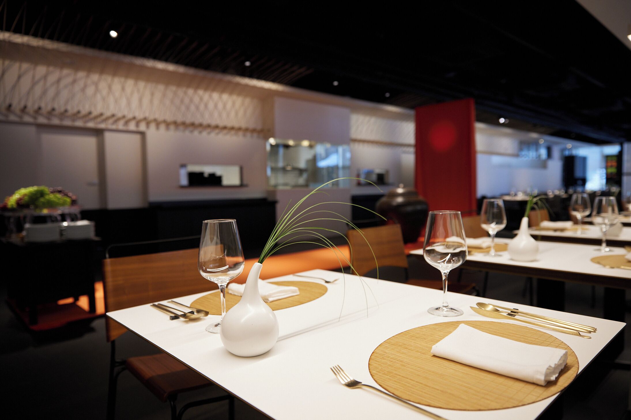 breakfast, lunch and dinner served