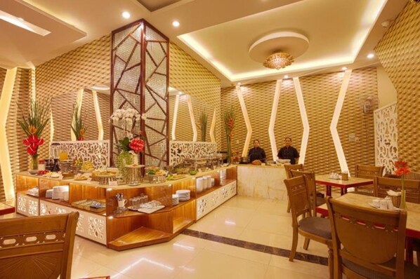 บริการอาหารเช้า อาหารกลางวัน อาหารเย็น, อาหารเวียดนาม