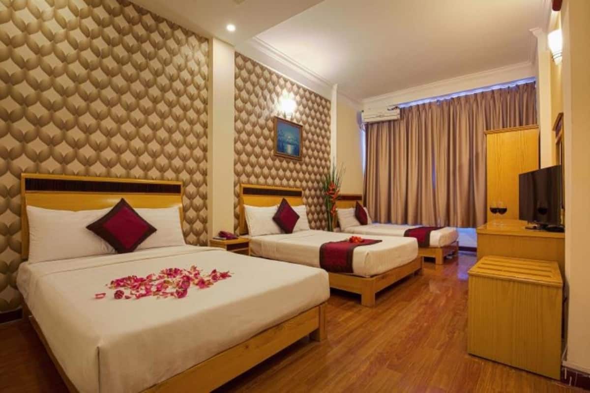 Phòng dành cho gia đình (6 Person) | Minibar, két bảo mật tại phòng, bàn, màn/rèm cản sáng 