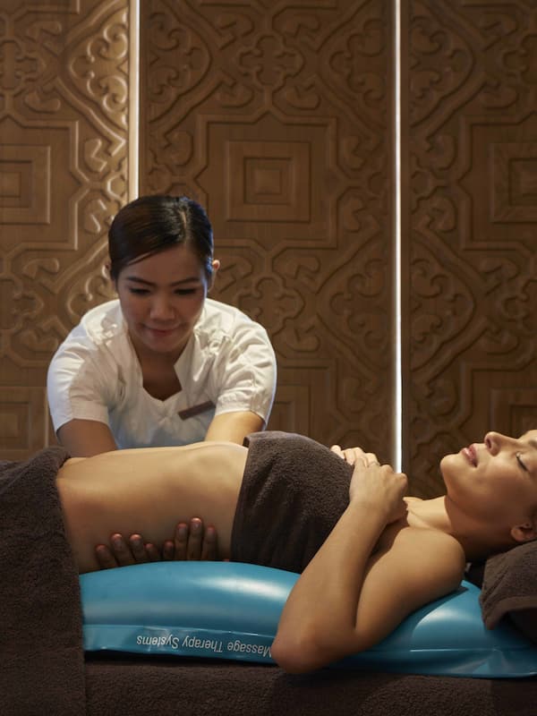 Steam room, Swedish massages, Thai massages, facials, 3 treatment rooms
