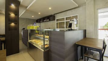 Coffee shop