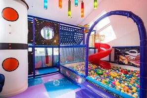 Children’s play area – indoor - Hua Hin Blue Lagoon Condotel (Cha-am)