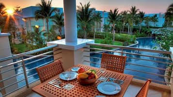 Luxury Condo, 2 Bedrooms, Pool View, Poolside | Balcony view