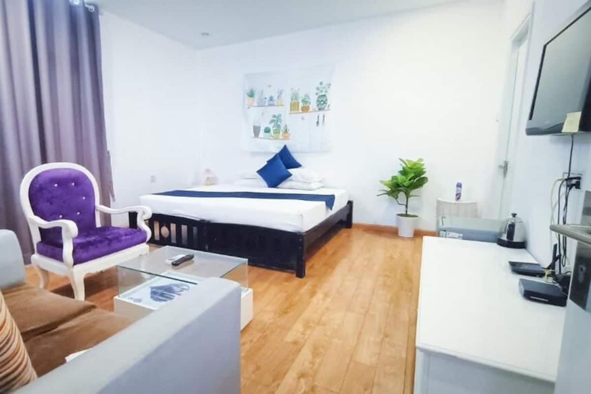 1 bedroom, in-room safe, free WiFi, bed sheets