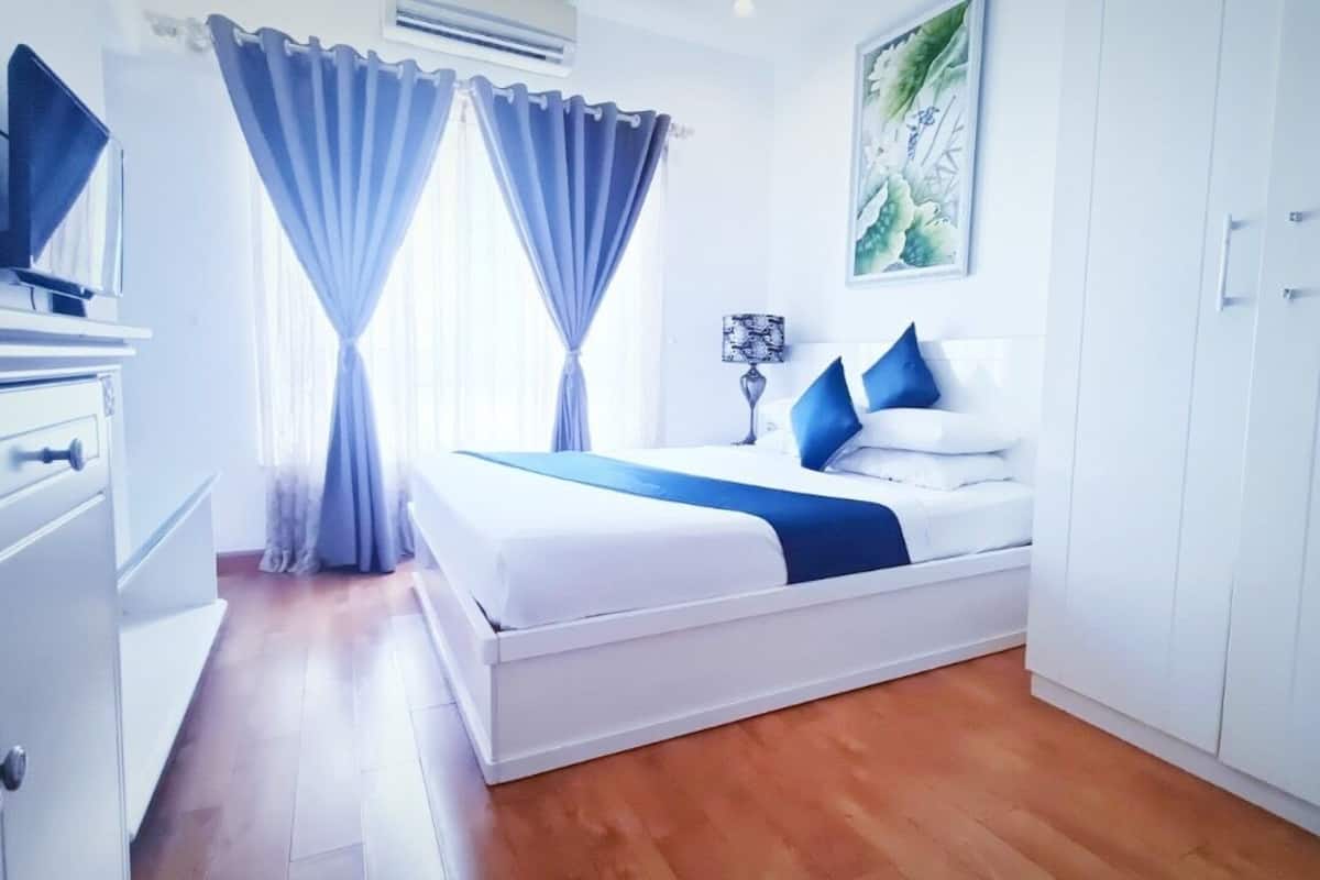 1 bedroom, in-room safe, free WiFi, bed sheets