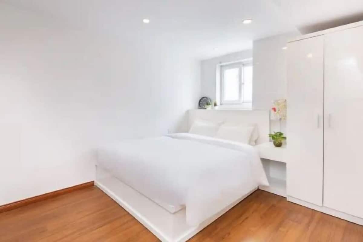 1 bedroom, in-room safe, free WiFi, bed sheets