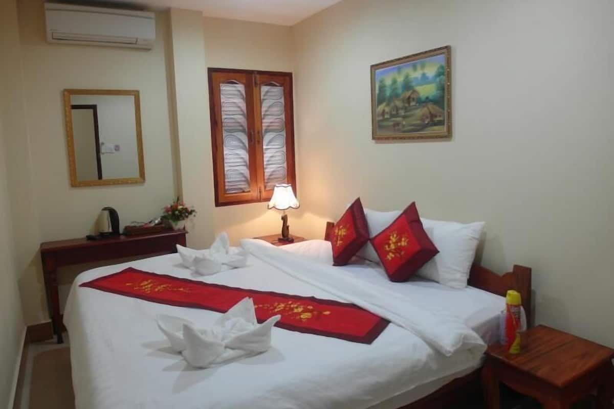 In-room safe, desk, soundproofing