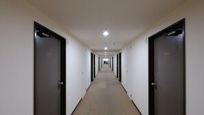 Hallway - Toyotetsu Terminal Hotel (Toyohashi)
