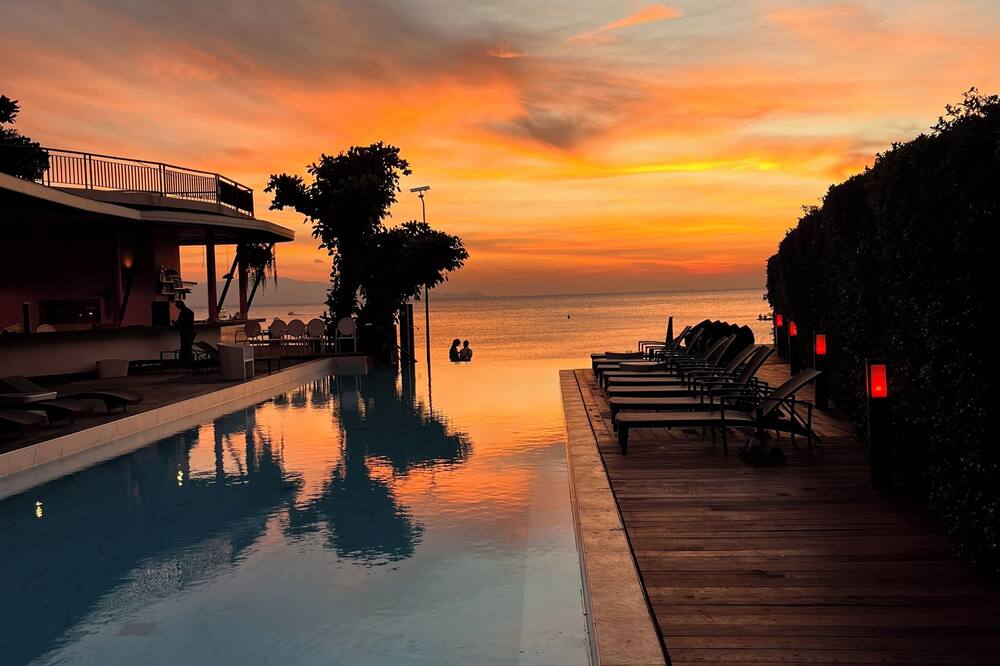 Sunset Beach Hotel - Adults Only