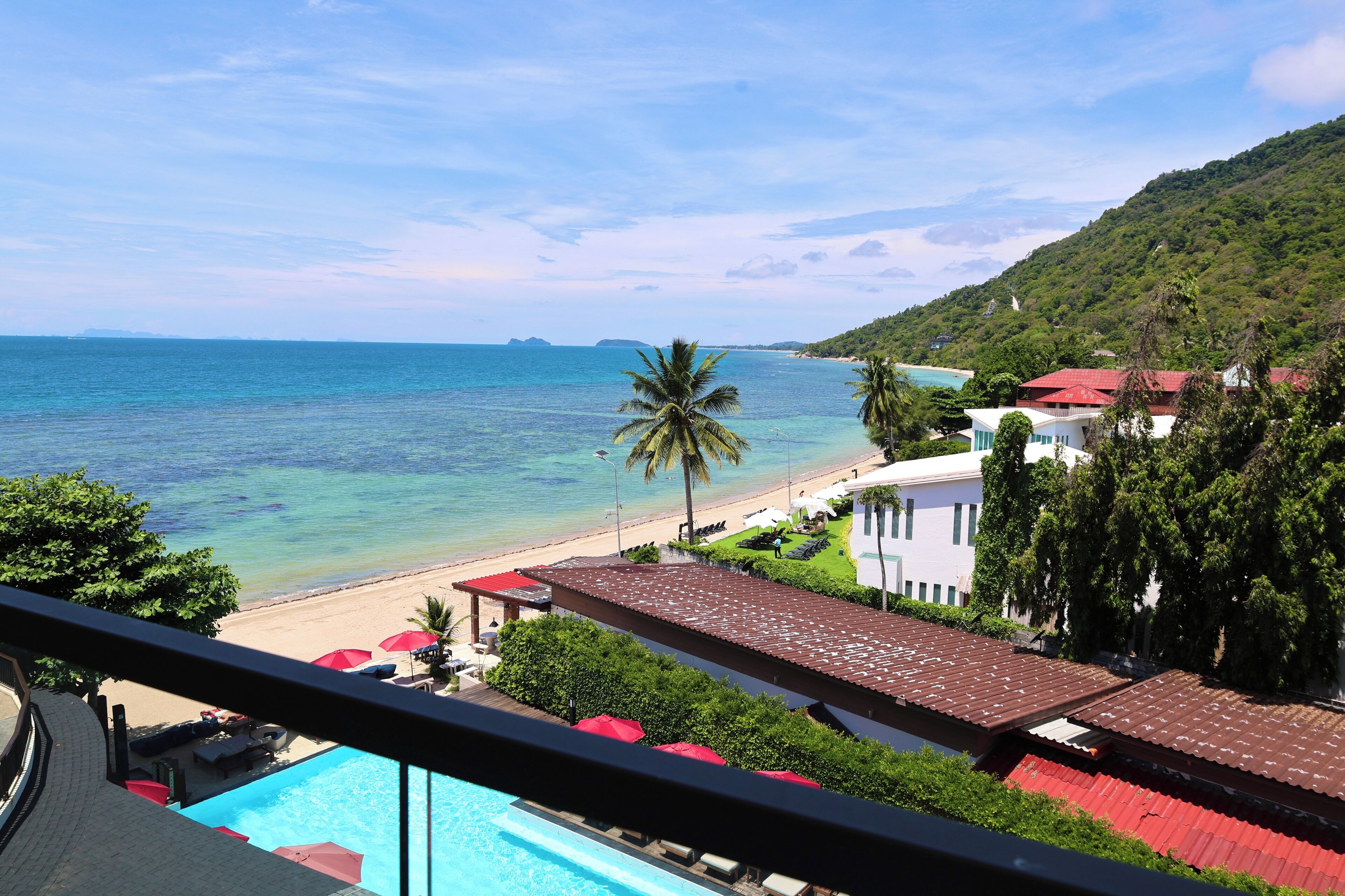 Grand Deluxe Sea View | 迷你吧、房內夾萬、書桌、遮光窗簾/窗簾