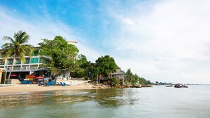 Ảnh chưa phân loại, 3 trong số 48 ảnh, nút