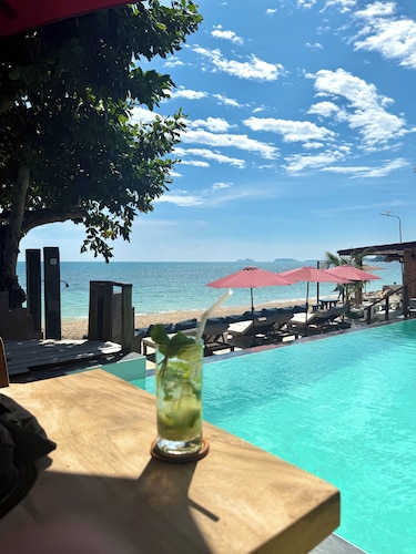Sunset Beach Hotel - Adults Only