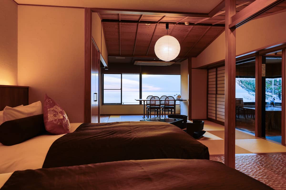 Deluxe Studio, 1 Bedroom, Private Bathroom, Ocean View