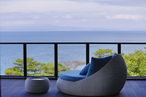Interior detail - Hotel Isaba (Numazu)