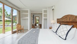 5 bedrooms, premium bedding, in-room safe, free WiFi