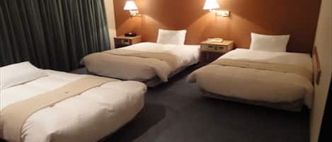 Down duvets, desk, iron/ironing board, free WiFi