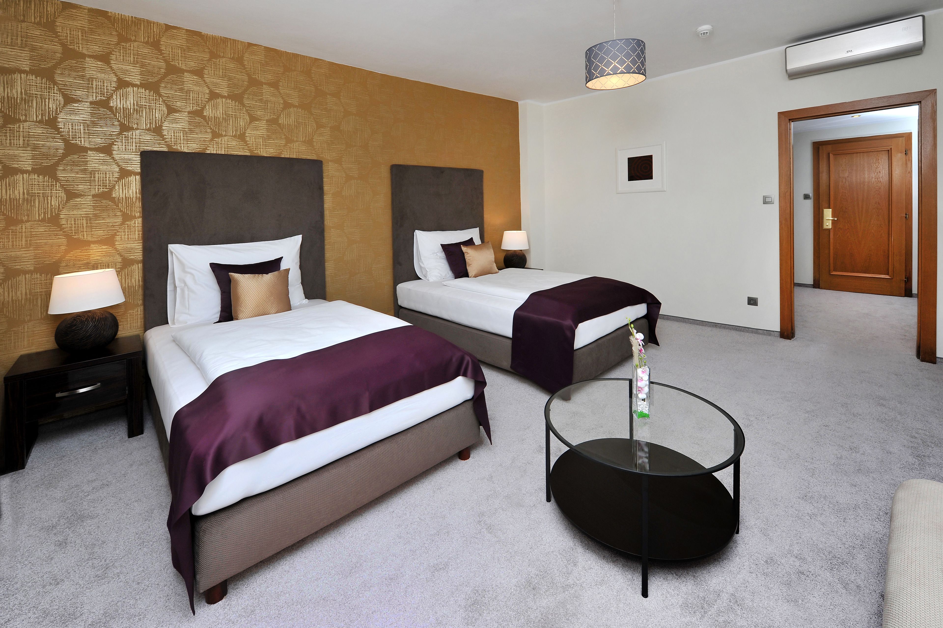 deluxe double room | in-room safe, desk, soundproofing, cots/infant beds