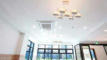 Nội thất lối vào
