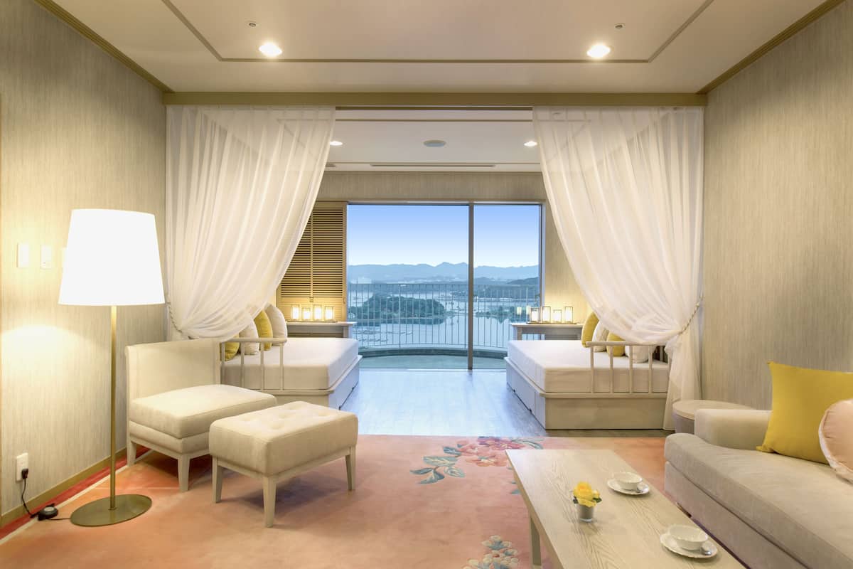 1 bedroom, in-room safe, desk, free wifi