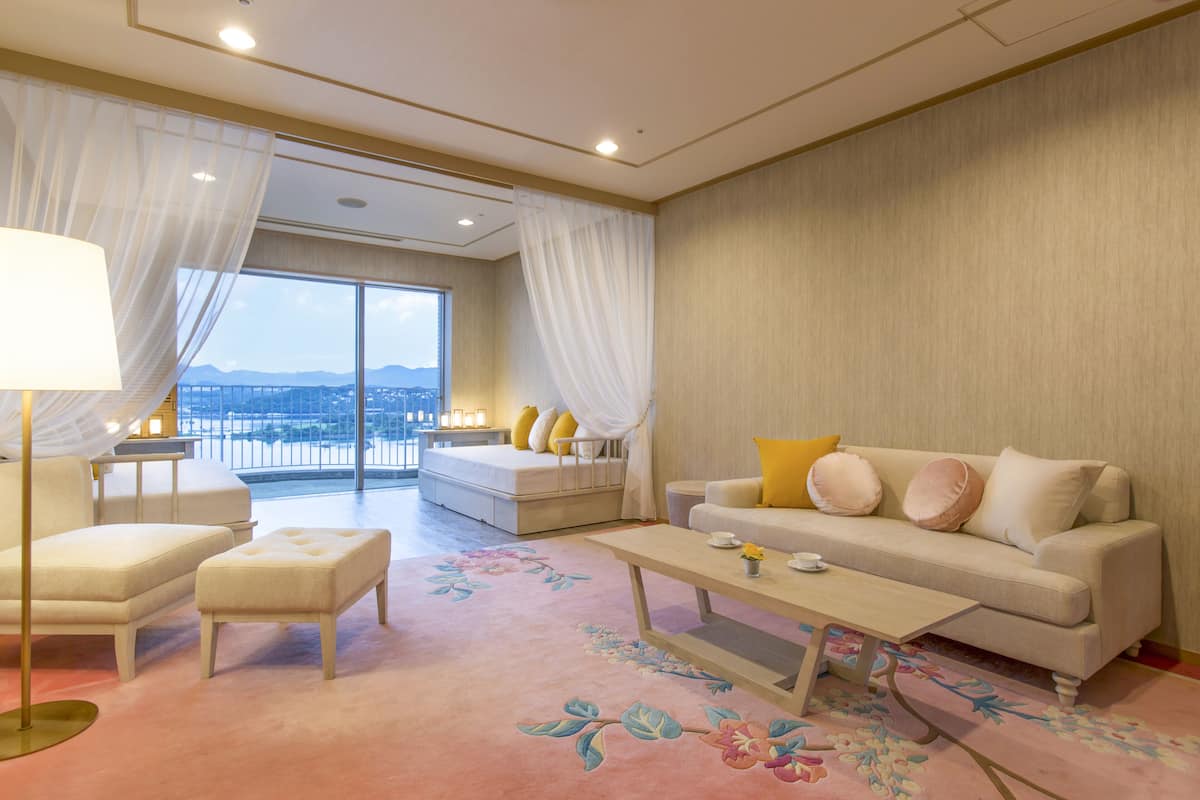 1 chambre, coffres-forts dans les chambres, bureau, Wi-Fi gratuit