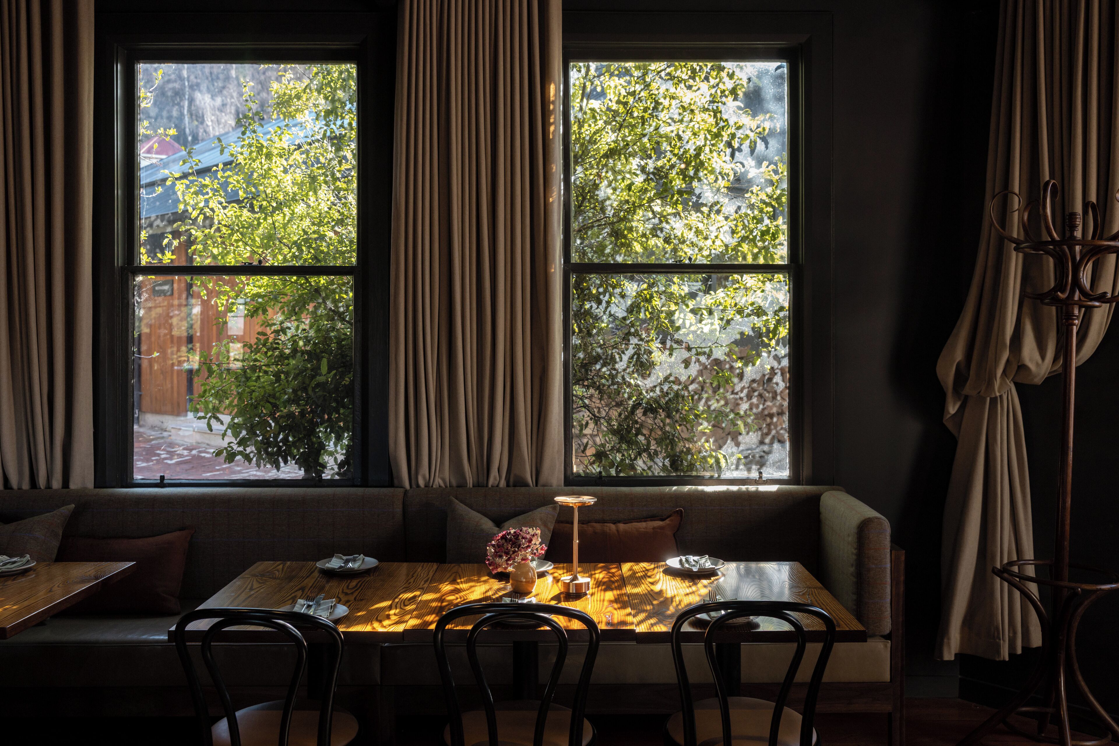 breakfast, lunch, dinner served; garden views