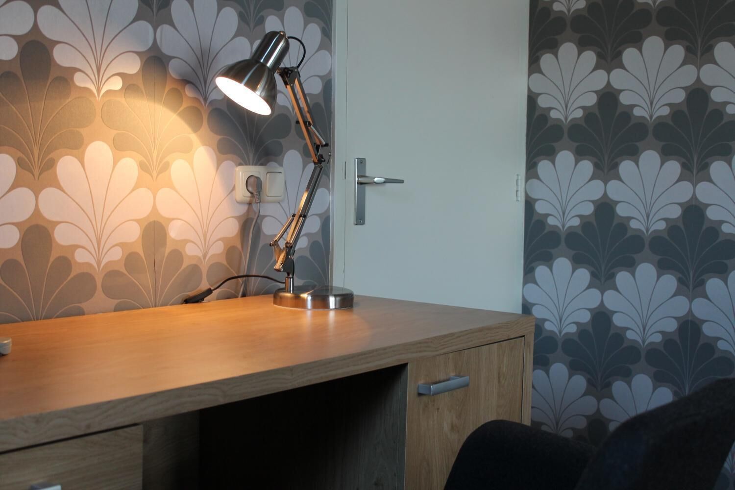 in-room safe, desk, free wifi