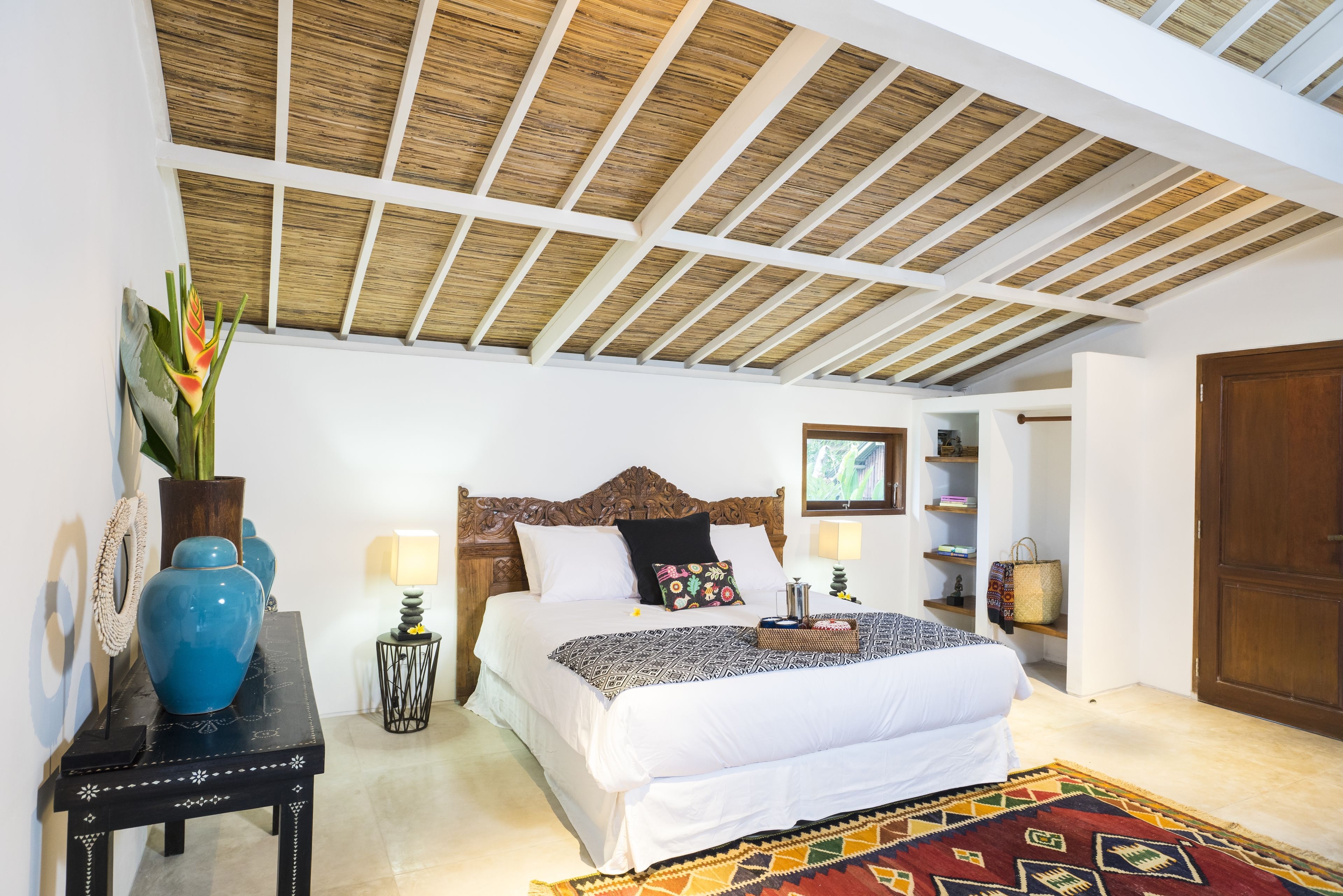 deluxe suite | 1 bedroom, premium bedding, minibar, in-room safe