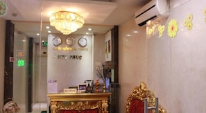 Lobby - Nhu Phuc Hotel (Ho Chi Minh City)