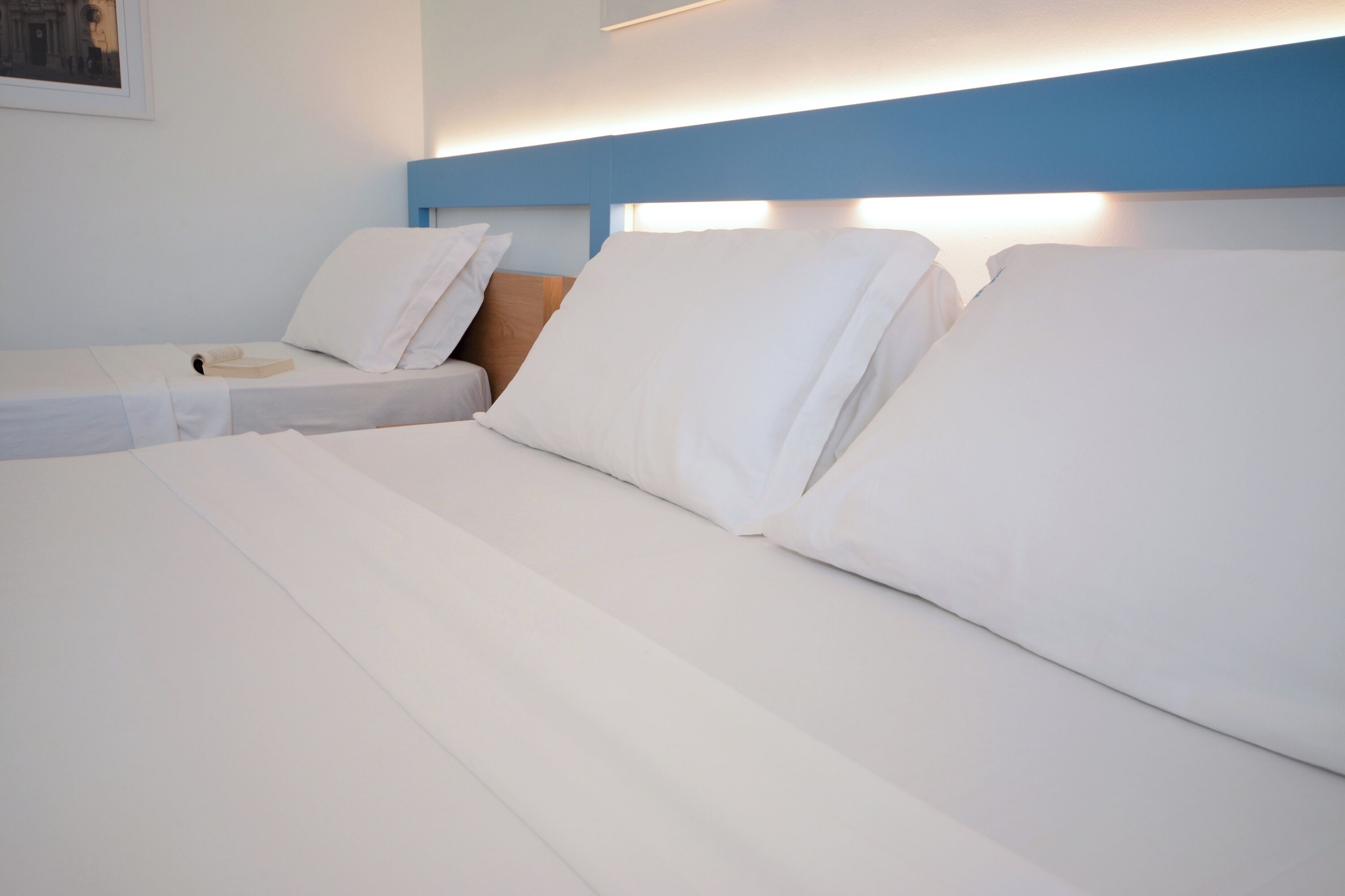 standard triple room | 1 bedroom, desk, blackout curtains, soundproofing