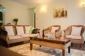 Värdeförvaringsskåp på rummet, individuell inredning och unika möbler