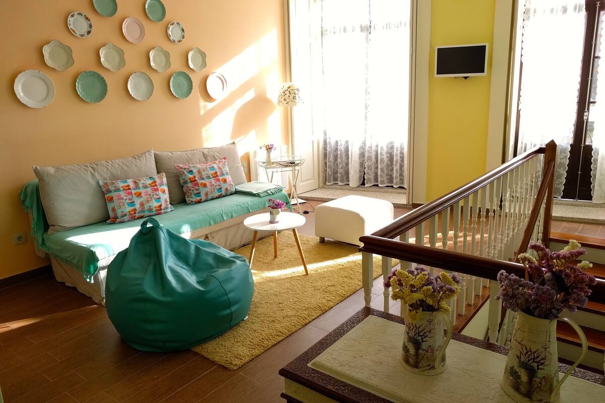 Apartment, 1 Bedroom, City View (Pastel de nata & Alfajor) | Living room