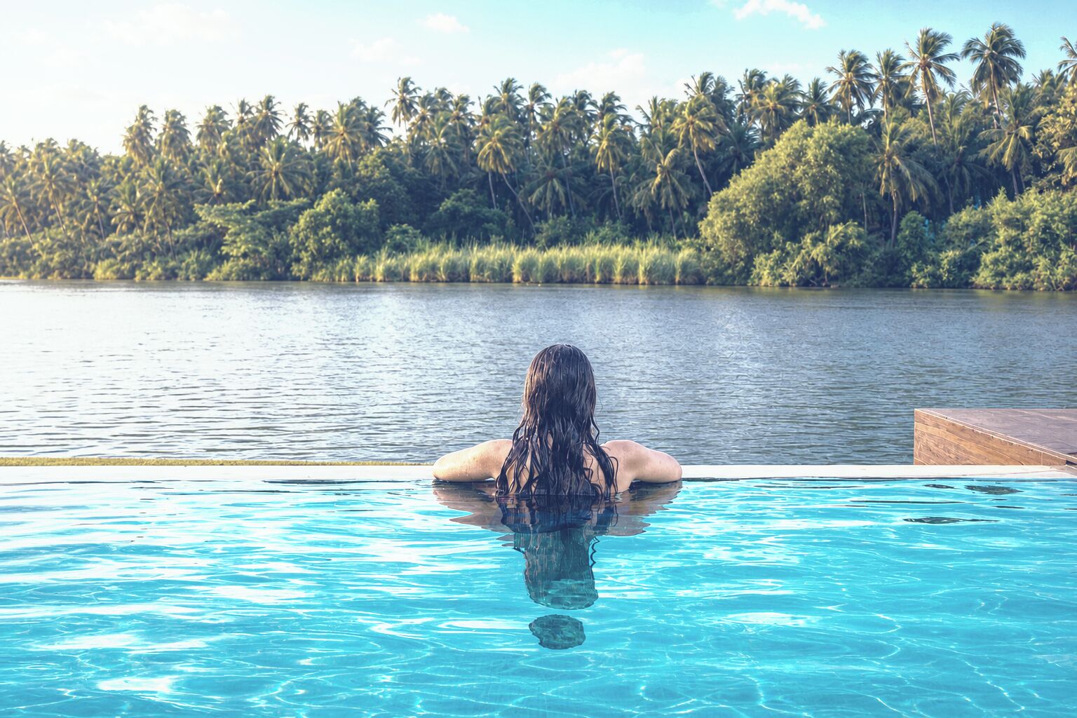 Villa de luna de miel, 1 cama de matrimonio grande, piscina privada, vistas al río | Ropa de cama de alta calidad, minibar, caja fuerte