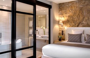 Premium bedding, minibar, in-room safe, desk - Domaine de la Klauss (Montenach)