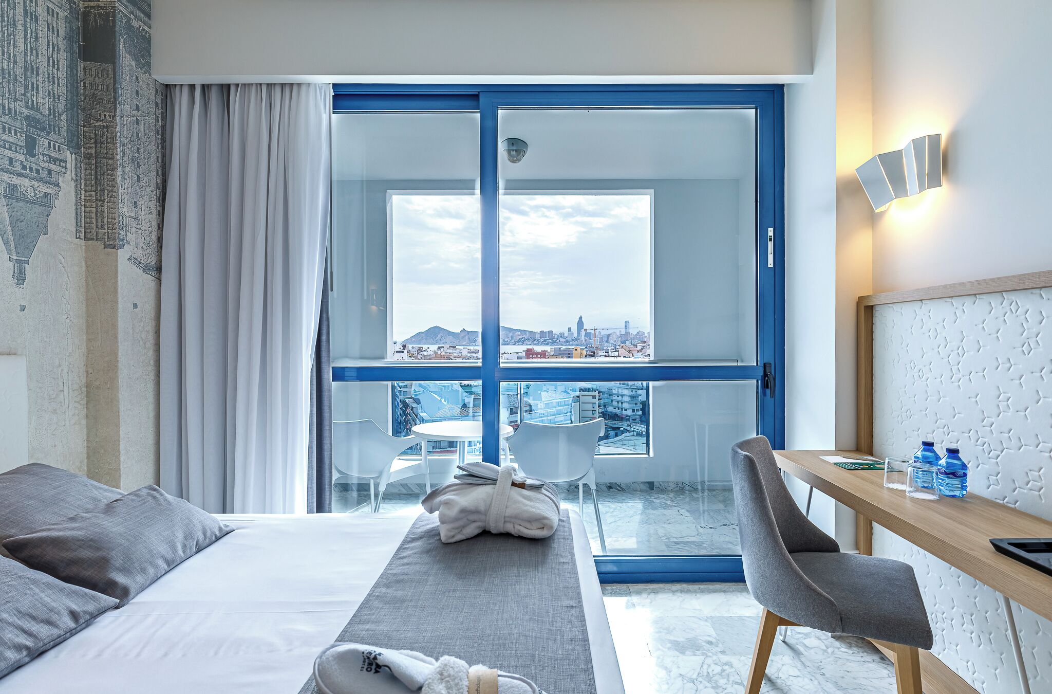 Coffres-forts dans les chambres, bureau